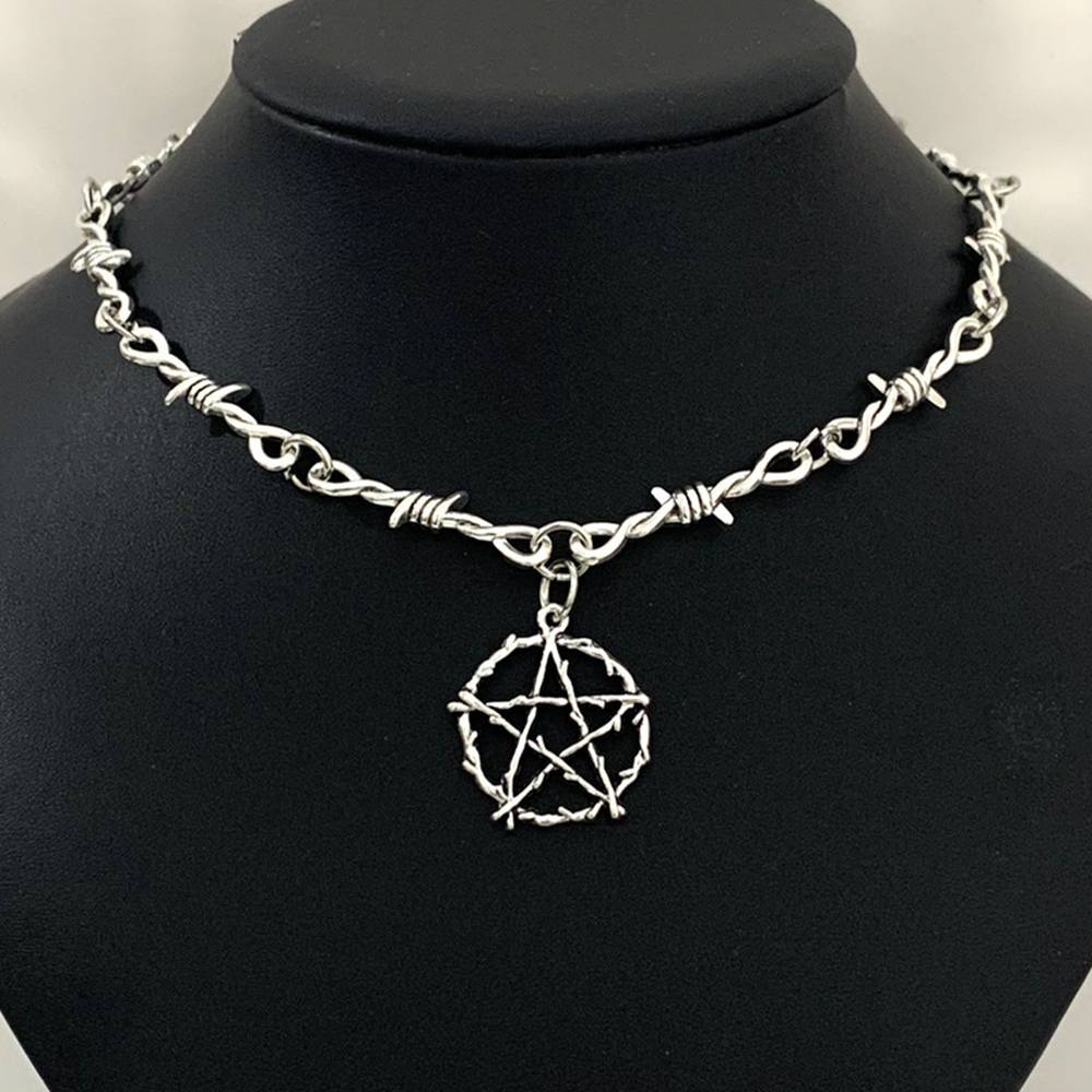 Zac's Alter Ego - Metal Barbwire Pentagram Halskette - Silberfarben